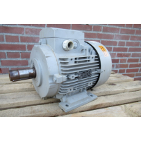 .5,5 KW 1455 RPM 38 mm. Used.